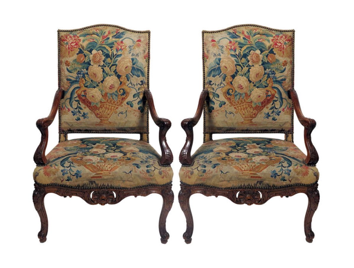 Past auction: A Louis XV carved and green-painted beechwood fauteuil  stamped G. Sené, circa 1760