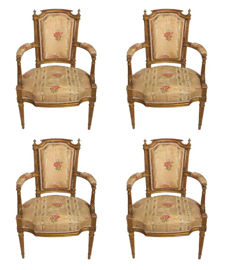 Seating Le Trianon Antiques